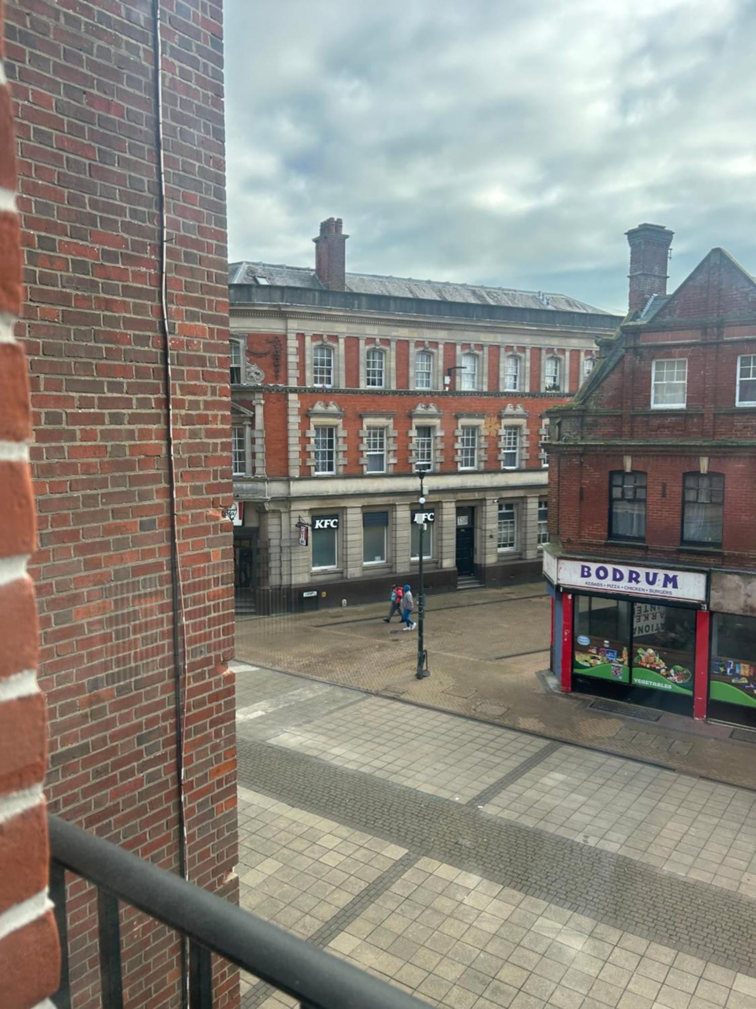 A&k * Bornemouth